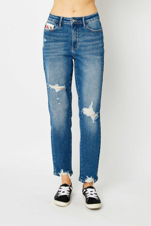 Judy Blue Full Size Distressed Boyfriend Fit Jeans